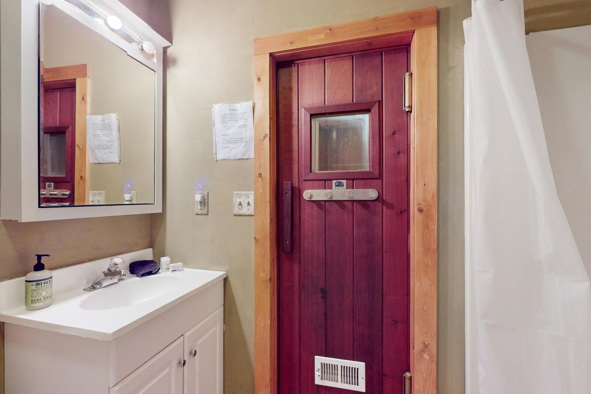Elkhorn Cabin & Eagles Wing Lodge แอชวิลล์ ภายนอก รูปภาพ